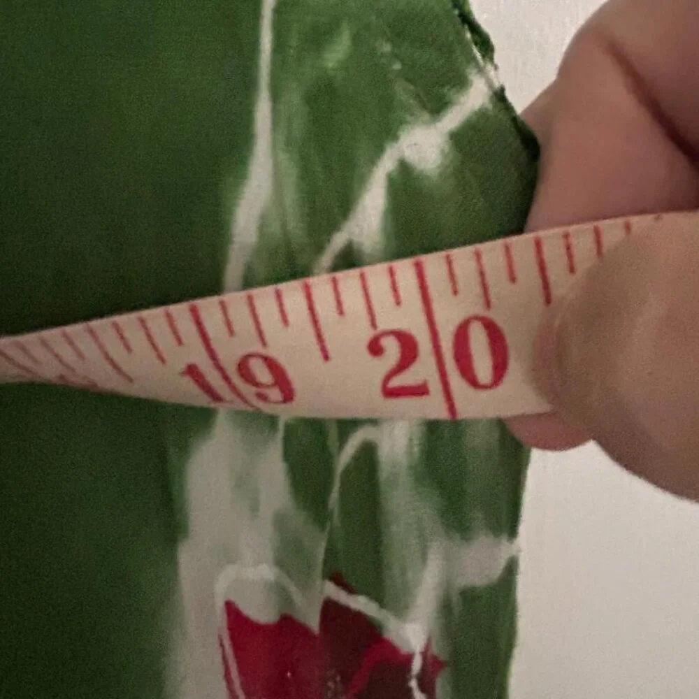 Green Floral Sundress, Below Knee Size Large NEW  j1 - Picture 2 of 4